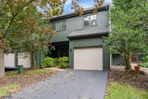 14 Carla Court Morristown NJ 07960