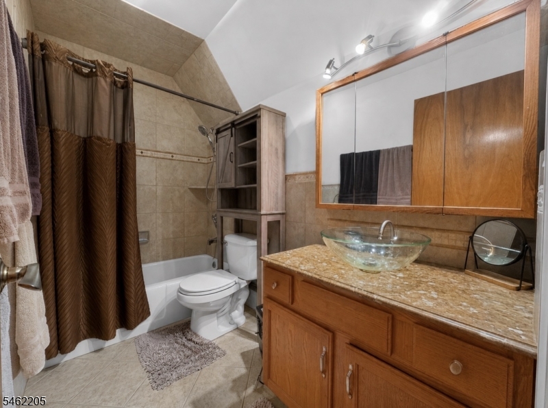 466 Pompton Avenue Cedar Grove NJ 07009