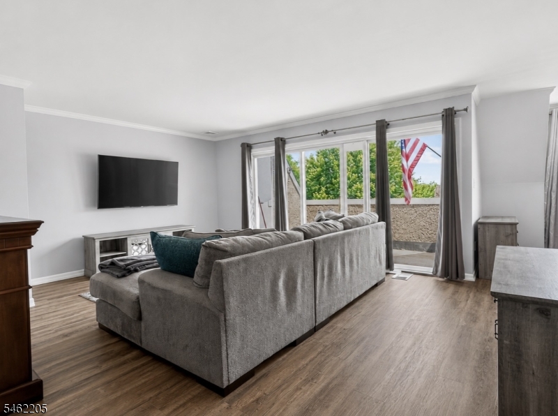 466 Pompton Avenue Cedar Grove NJ 07009