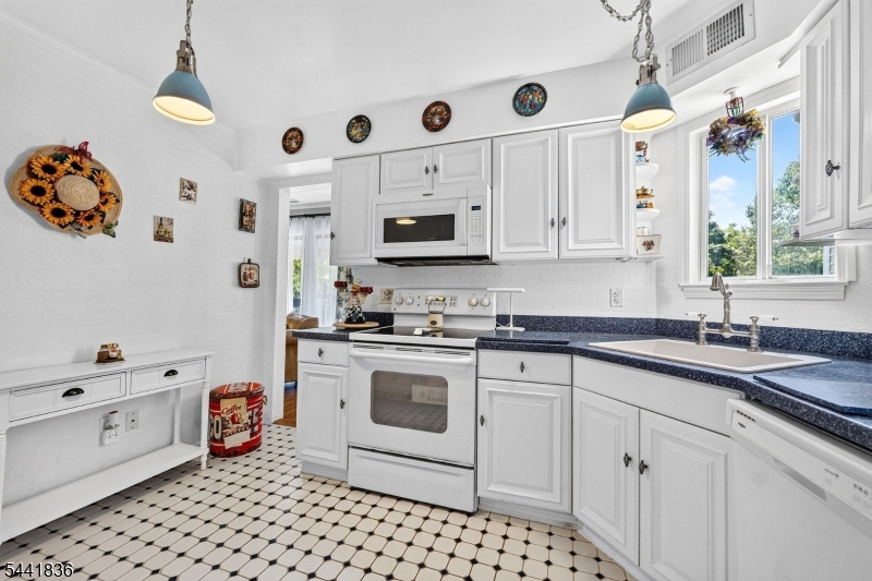 3411 Richmond Court Hillsborough NJ 08844