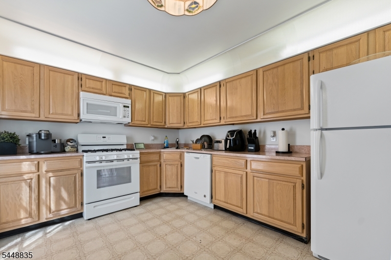 25 Holly Street Jersey City NJ 07305