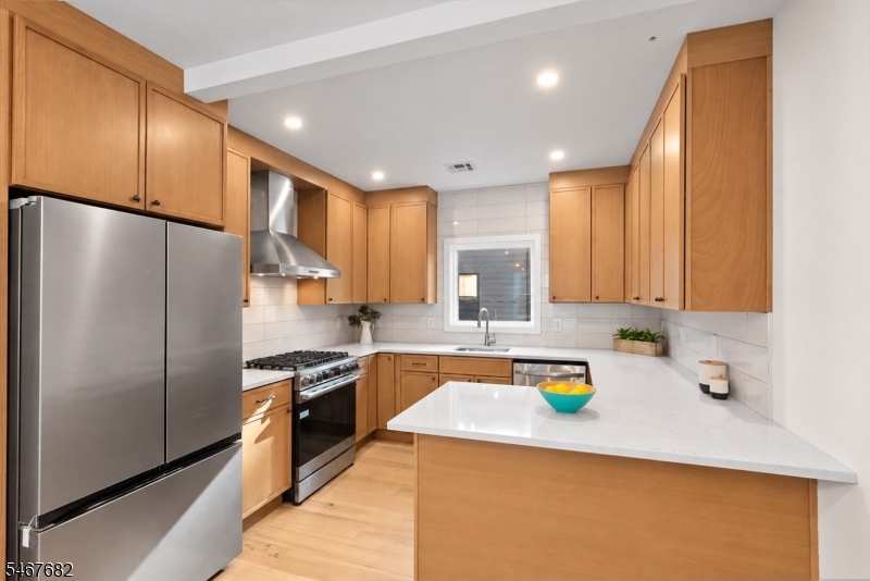30 Irving St., Unit 2 Montclair NJ 07042