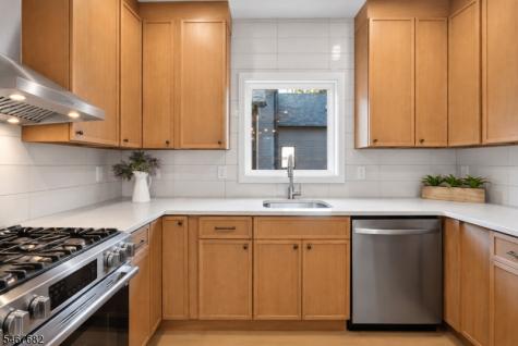 30 Irving St., Unit 2 Montclair NJ 07042
