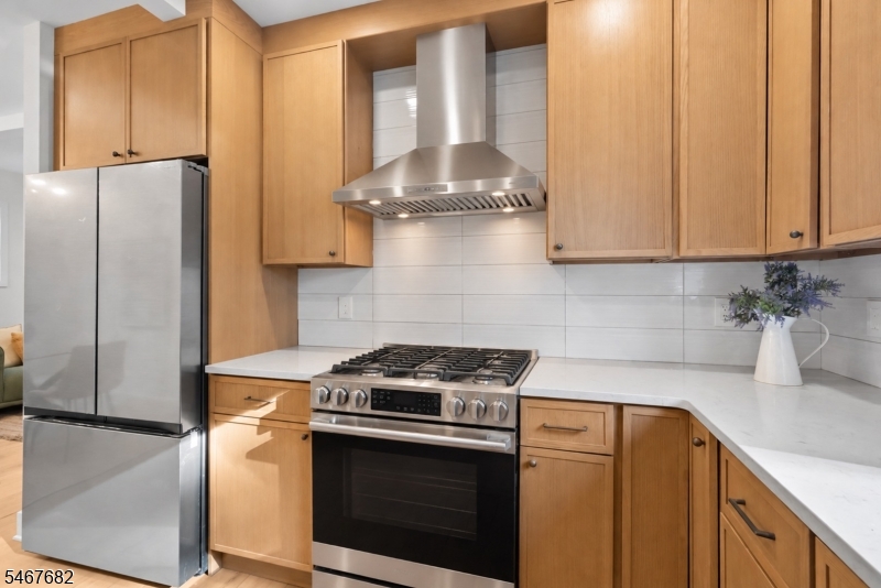 30 Irving St., Unit 2 Montclair NJ 07042