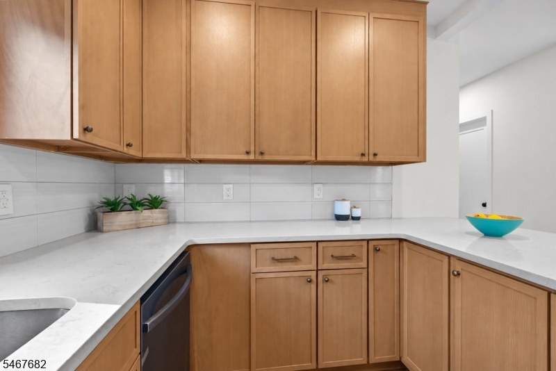 30 Irving St., Unit 2 Montclair NJ 07042