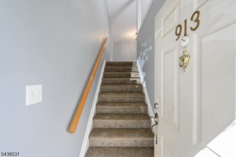 913 Timberbrooke Drive Bedminster NJ 07921