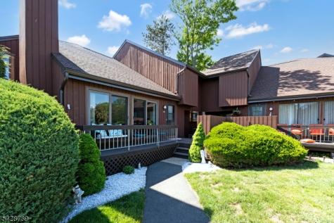 59 Taurus Dr 2d Hillsborough NJ 08844