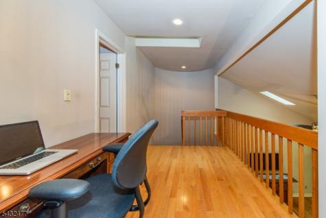 21 Lockley Court Mountain Lakes NJ 07046