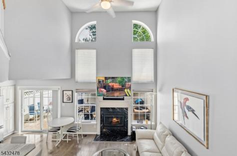 78 Heritage Court Montville NJ 07082