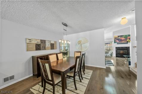 78 Heritage Court Montville NJ 07082