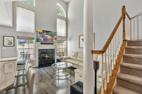 78 Heritage Court Montville NJ 07082