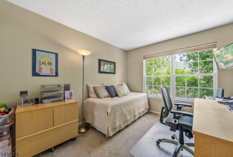 78 Heritage Court Montville NJ 07082