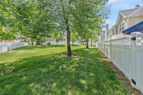 78 Heritage Court Montville NJ 07082