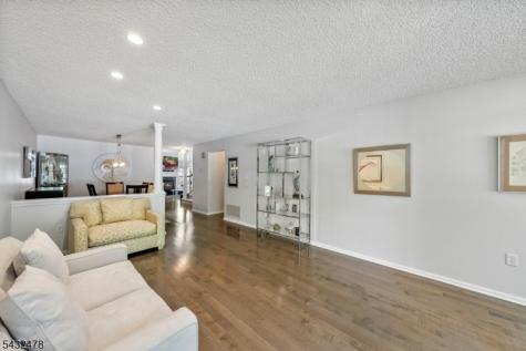 78 Heritage Court Montville NJ 07082