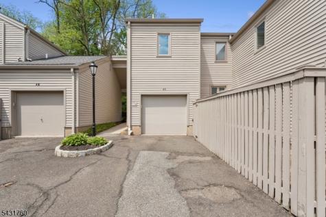 4 C Somerset Hills Court Bernardsville NJ 07924