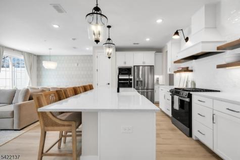 103 Honeysuckle Lane Warren NJ 07059
