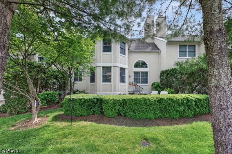 22 Benedict Crescent Bernards NJ 07920