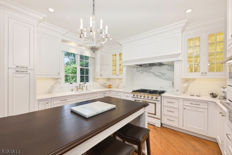 22 Benedict Crescent Bernards NJ 07920