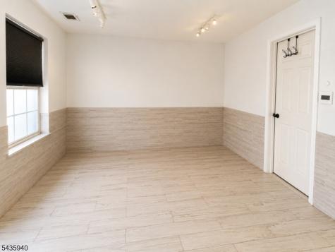 17 Willow Street Jersey City NJ 07305