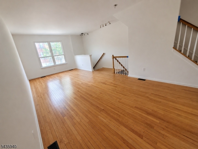 17 Willow Street Jersey City NJ 07305