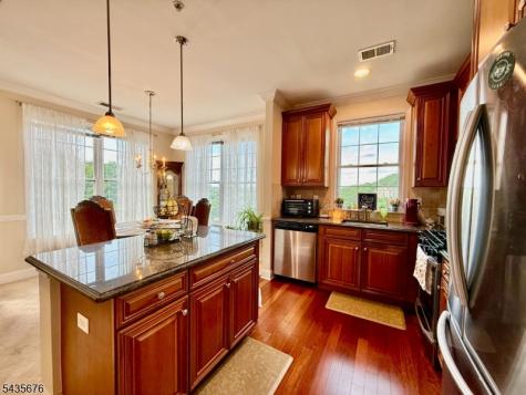 6407 Brookhaven Court Riverdale NJ 07457