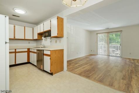 110 Stratford Place Bridgewater NJ 08805