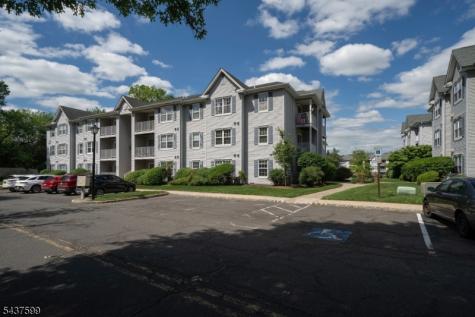 110 Stratford Place Bridgewater NJ 08805