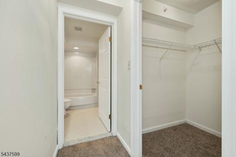 110 Stratford Place Bridgewater NJ 08805