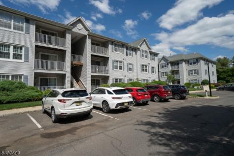 110 Stratford Place Bridgewater NJ 08805