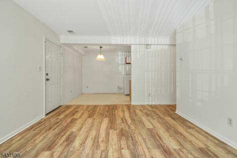 110 Stratford Place Bridgewater NJ 08805