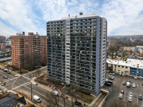 285 Aycrigg Avenue Passaic NJ 07055