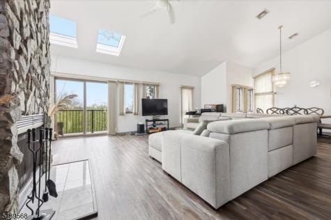 52 Adams Terrace Clifton NJ 07013