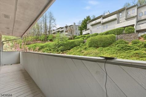 52 Adams Terrace Clifton NJ 07013