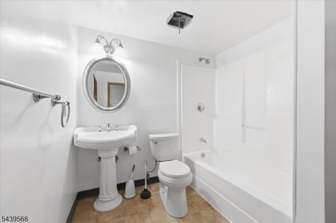52 Adams Terrace Clifton NJ 07013