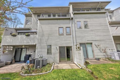 52 Adams Terrace Clifton NJ 07013