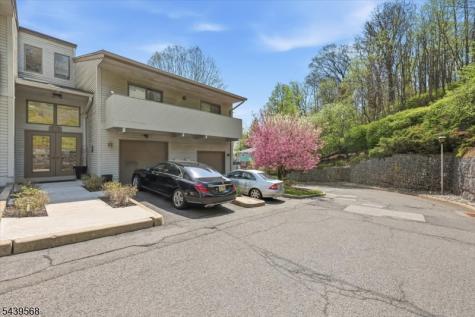 52 Adams Terrace Clifton NJ 07013