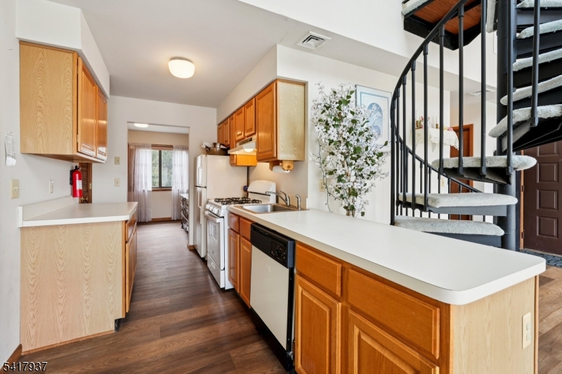 8 Baily Bunion Court Vernon NJ 07462