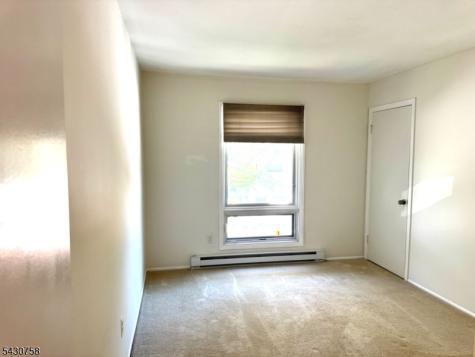 1065 Treetops Wharton NJ 07885