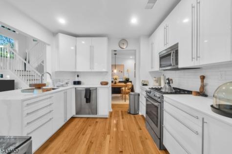 6 Clark Court Bernards NJ 07920