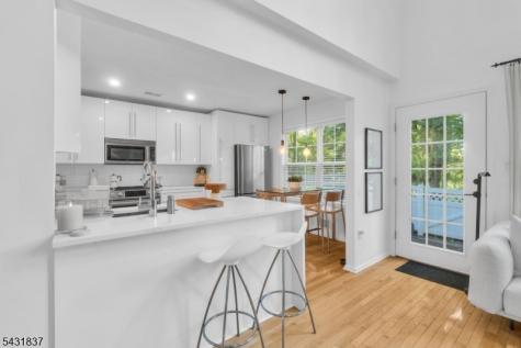6 Clark Court Bernards NJ 07920