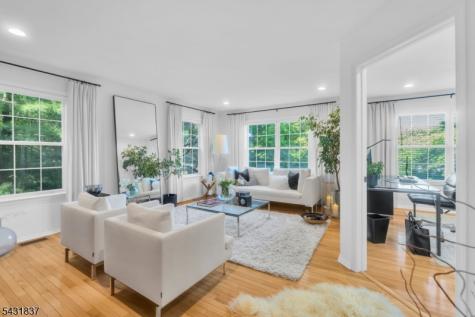 6 Clark Court Bernards NJ 07920