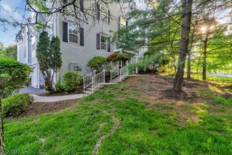 6 Clark Court Bernards NJ 07920