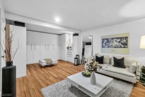 6 Clark Court Bernards NJ 07920