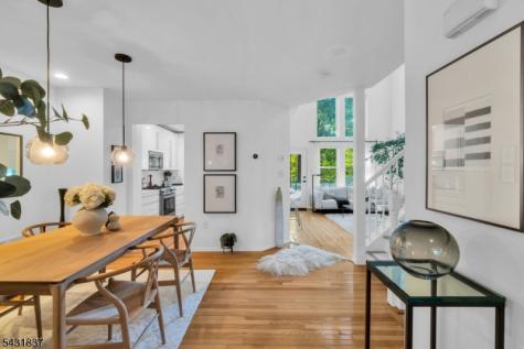 6 Clark Court Bernards NJ 07920