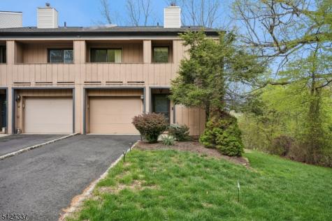 106 Stephanie Drive North Caldwell NJ 07006