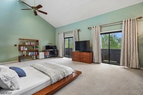106 Stephanie Drive North Caldwell NJ 07006