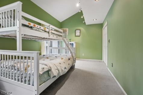 106 Stephanie Drive North Caldwell NJ 07006