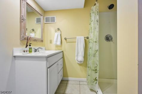 106 Stephanie Drive North Caldwell NJ 07006