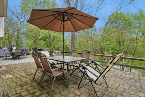 106 Stephanie Drive North Caldwell NJ 07006