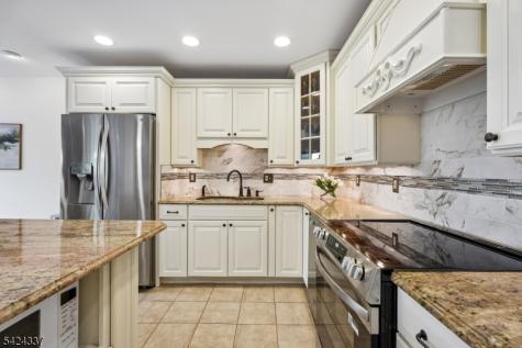106 Stephanie Drive North Caldwell NJ 07006
